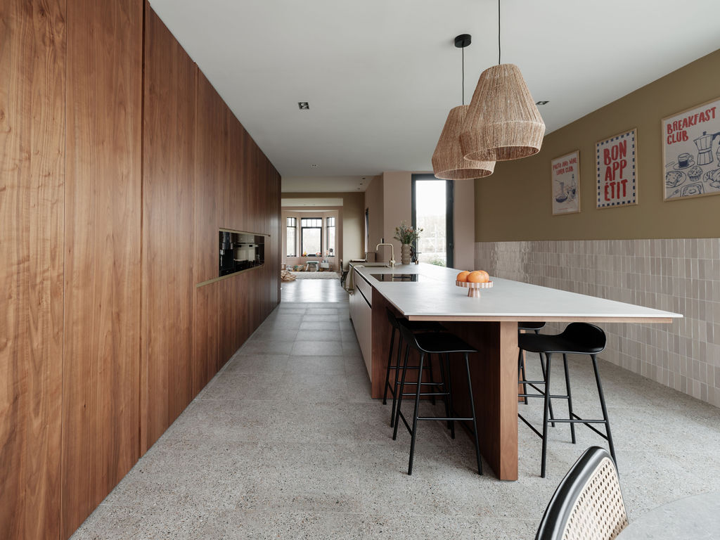 Buizingen - Tijdloze keuken met elegant keukeneiland